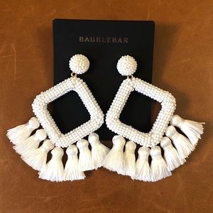 BaubleBar NWOT White and Gold Beaded Tassel Statement Earrings